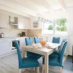 Holiday home Seerose 8