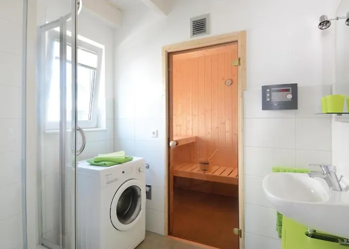 Holiday home Seerose 8 Sussau